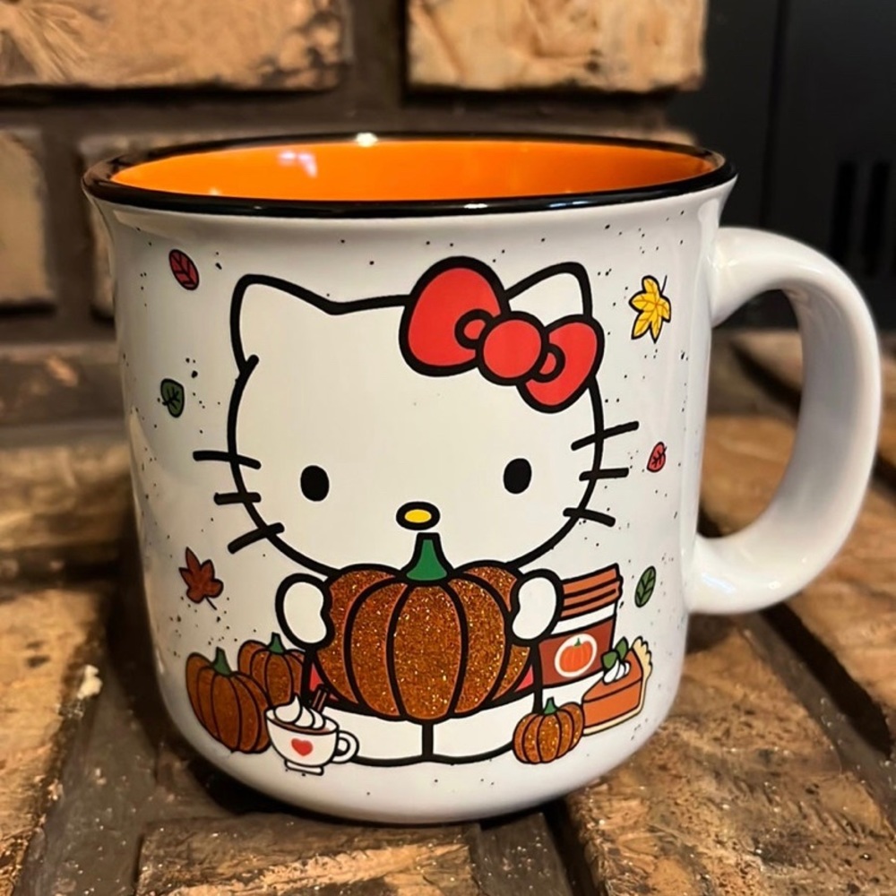 Hello kitty fall pumpkin mug